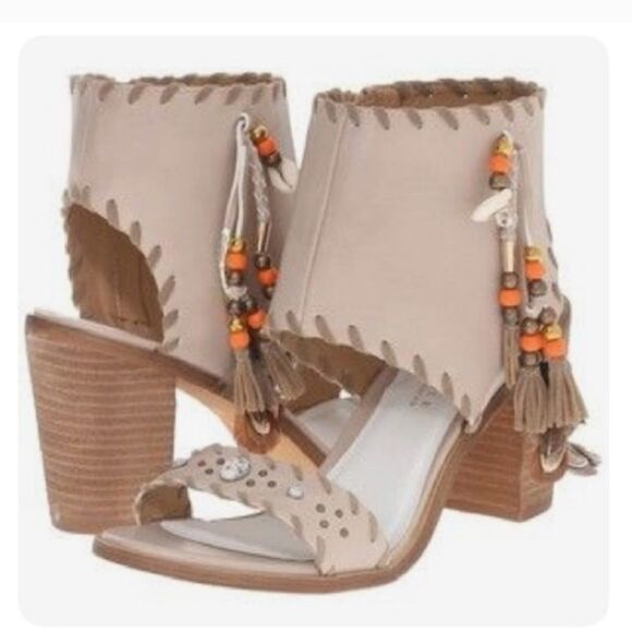 NIB Very Volatile Boho Heeled Sandal - Picture 2 of 8